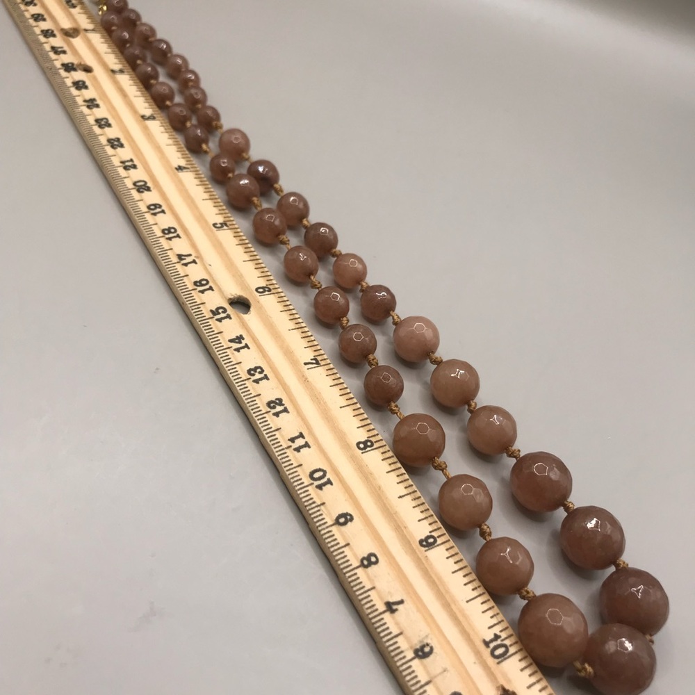 Elegant Semi-Precious Faceted Brown Beaded Necklace - Picture 6 of 9